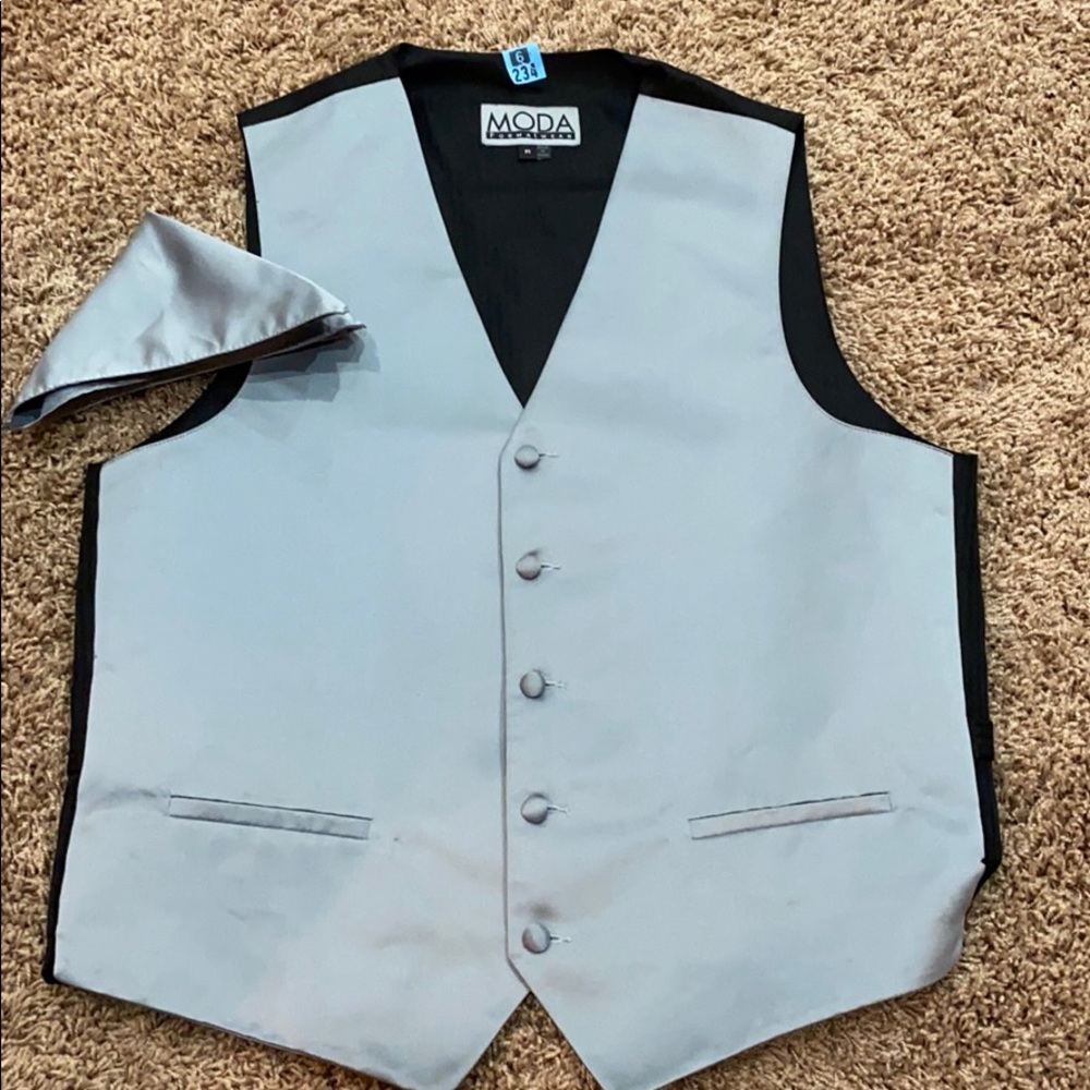 Men’s Vest and handkerchief